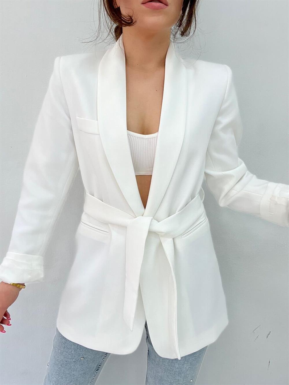 Kuşakli Blazer Ceket Beyaz