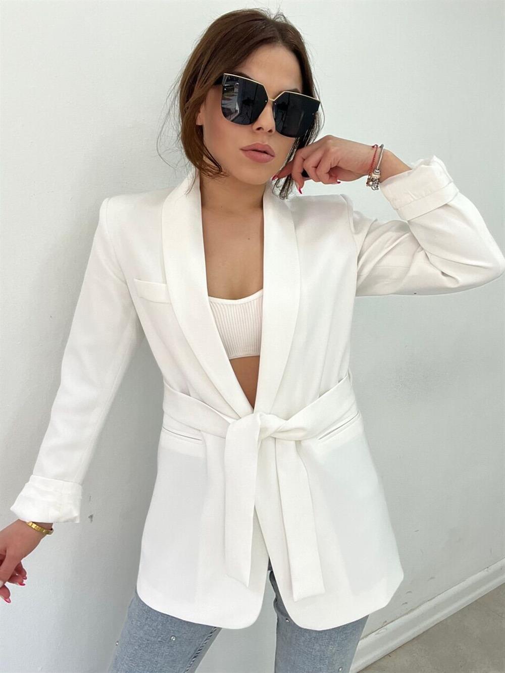 Kuşakli Blazer Ceket Beyaz