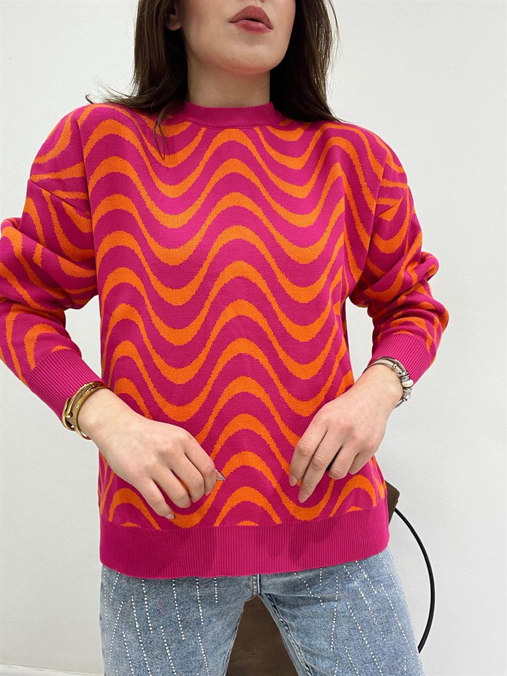 Pembe Desenli̇ Kazak