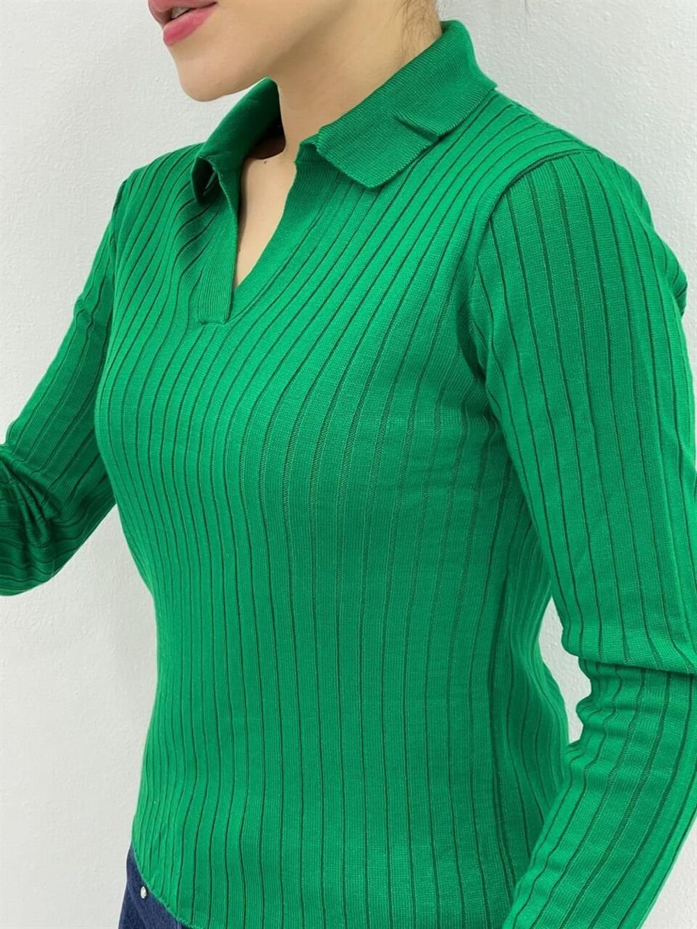 Yeşi̇l Polo Yaka Tri̇ko