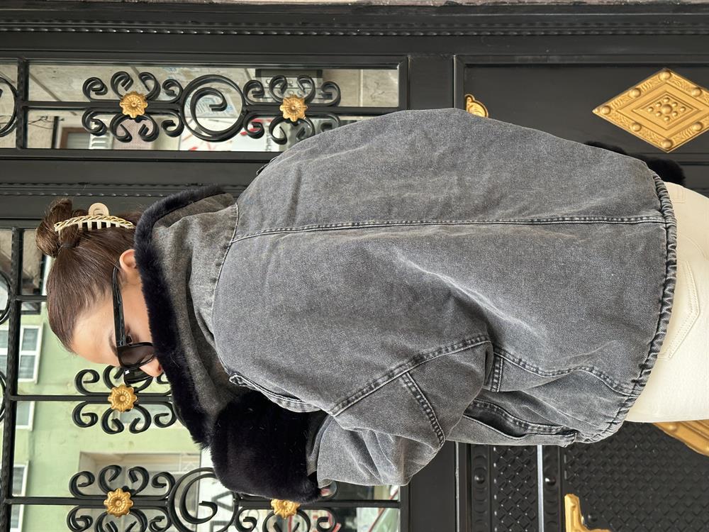 Antrasi̇t Kürklü Deni̇m Çeket