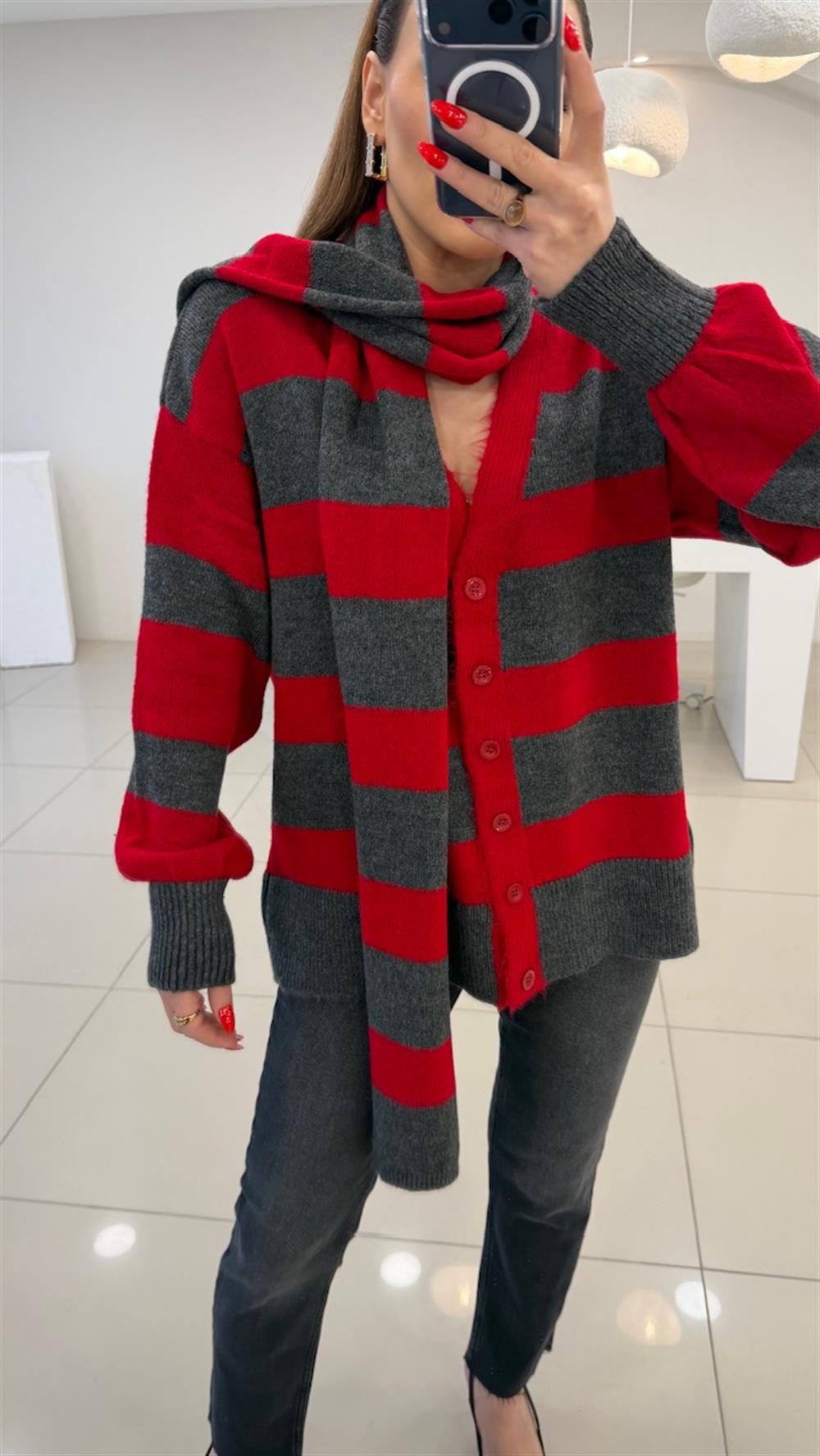 ATKI DETAYLI ÇİZGİLİ HIRKA KIRMIZI 