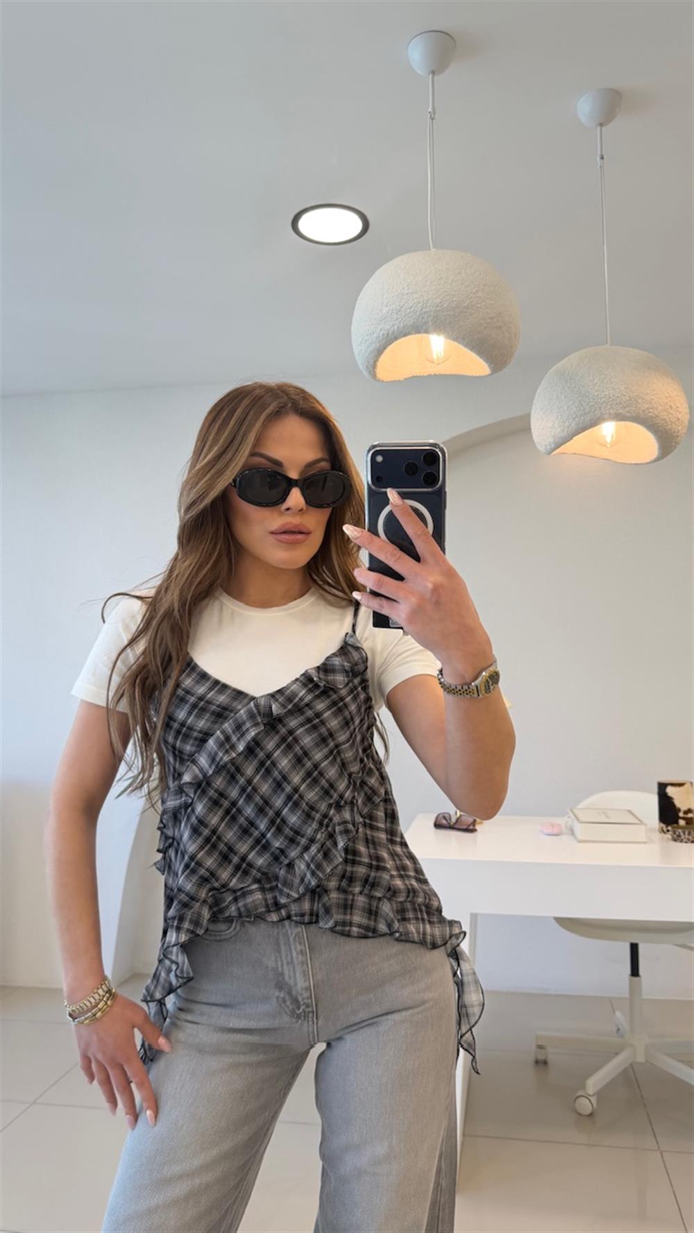 AYARLANABİLİR ASKILI FIRFIRLI BLUZ