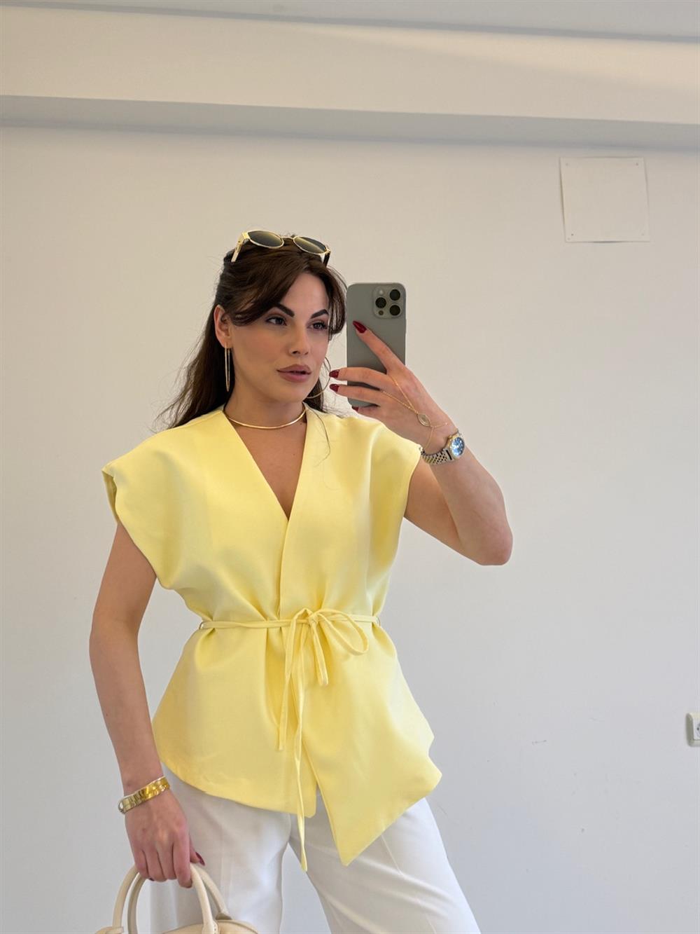 BAĞLAMALI TASARIM YELEK SARI