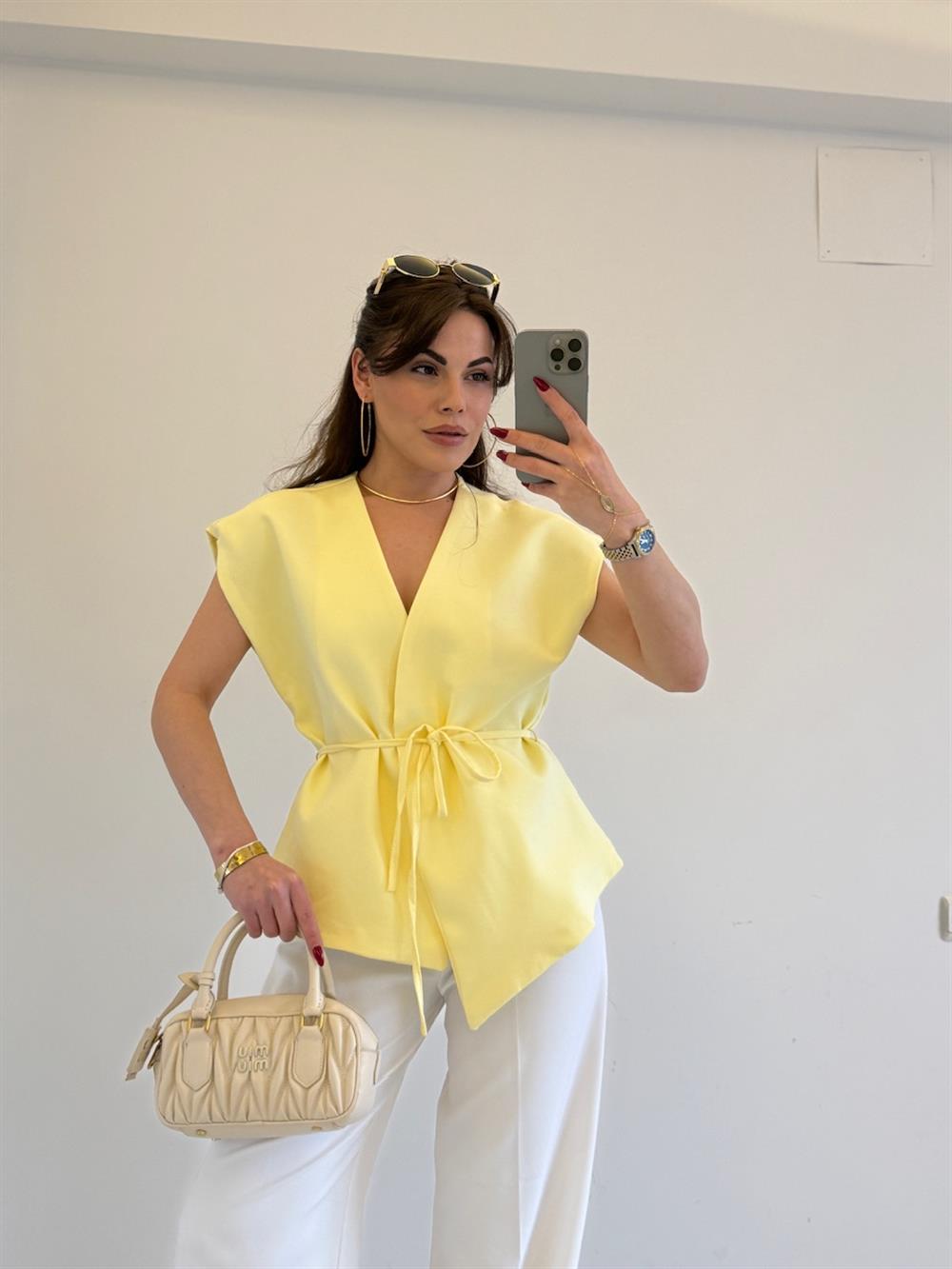 BAĞLAMALI TASARIM YELEK SARI
