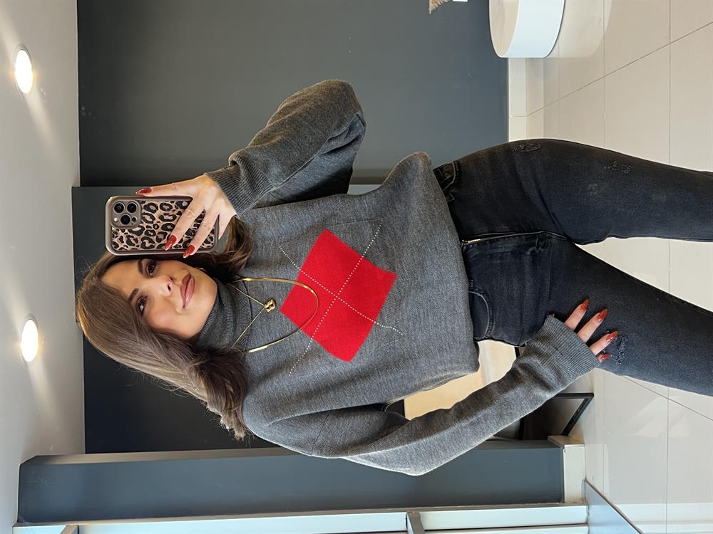 Baklava Desen Kazak Gri̇