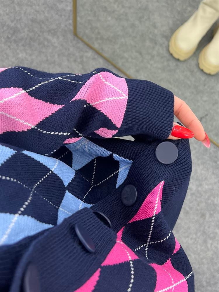 Baklava Desenli̇ Renkli̇ Hirka Laci̇vert