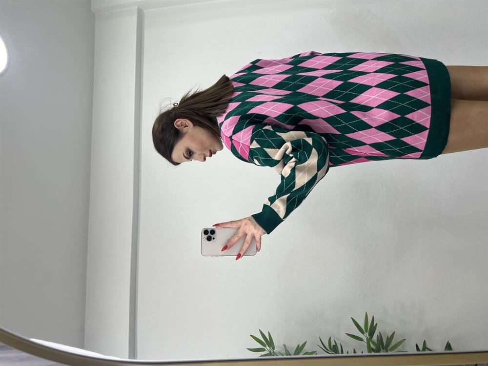 Baklava Desenli̇ Renkli̇ Hirka Yeşi̇l