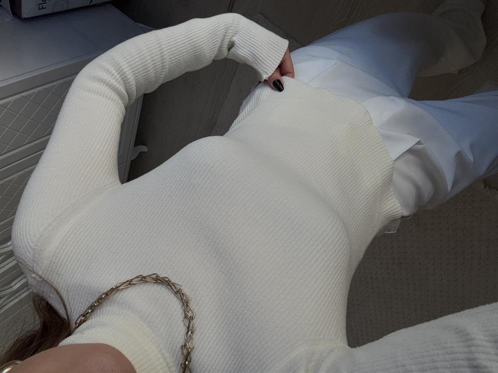 Balikçi Yaka Fi̇ti̇lli̇ Tri̇ko Ekru