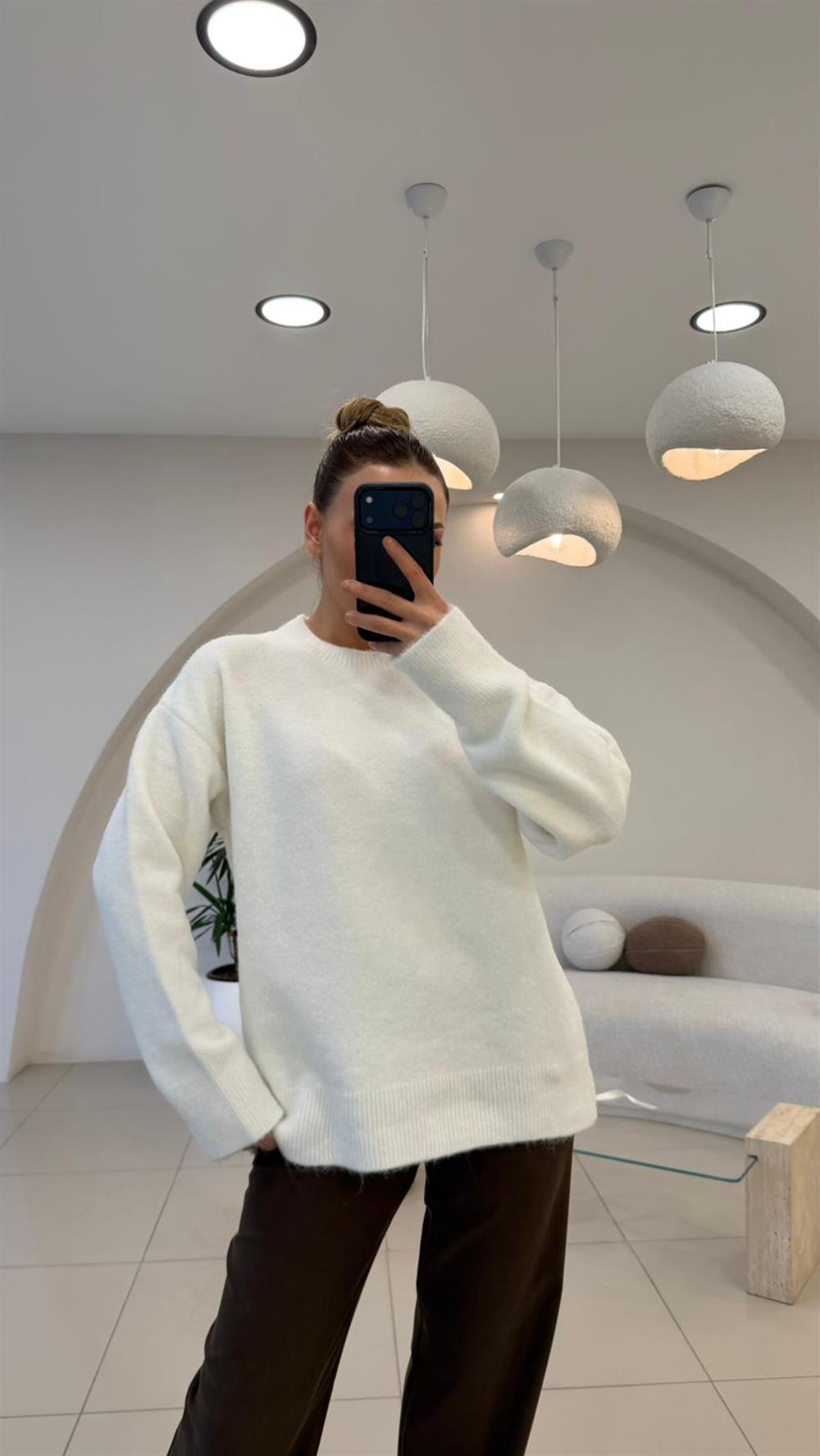 BASİC YUMOŞ KAZAK  BEYAZ