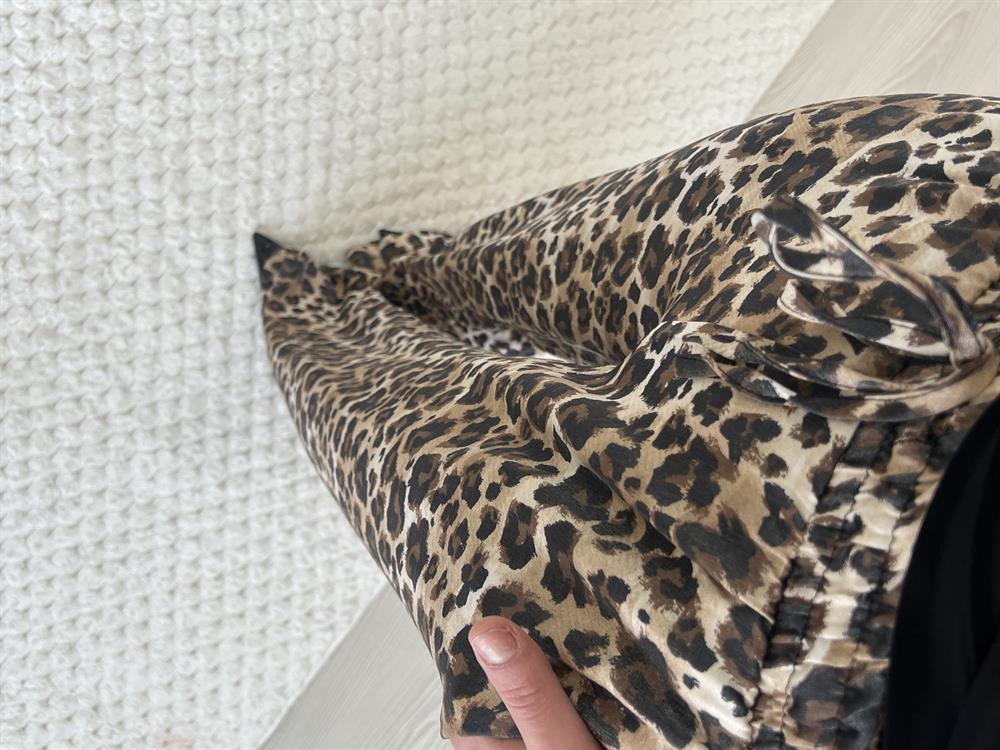 Bej Leopar Desenli̇ Pantolon