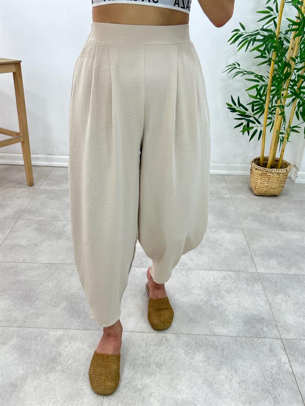 Bel Arkasi Lasti̇kli̇ Grep Kumaş Pantolon Taş