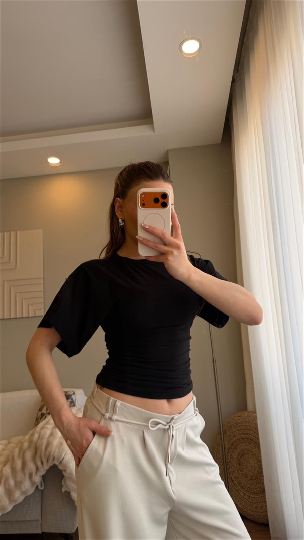 Bel Oturtmalı Bluz Siyah