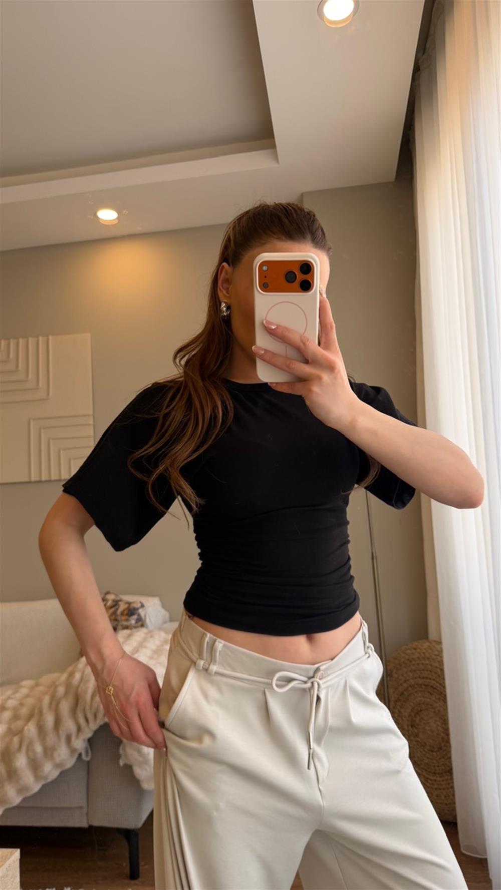 Bel Oturtmalı Bluz Siyah