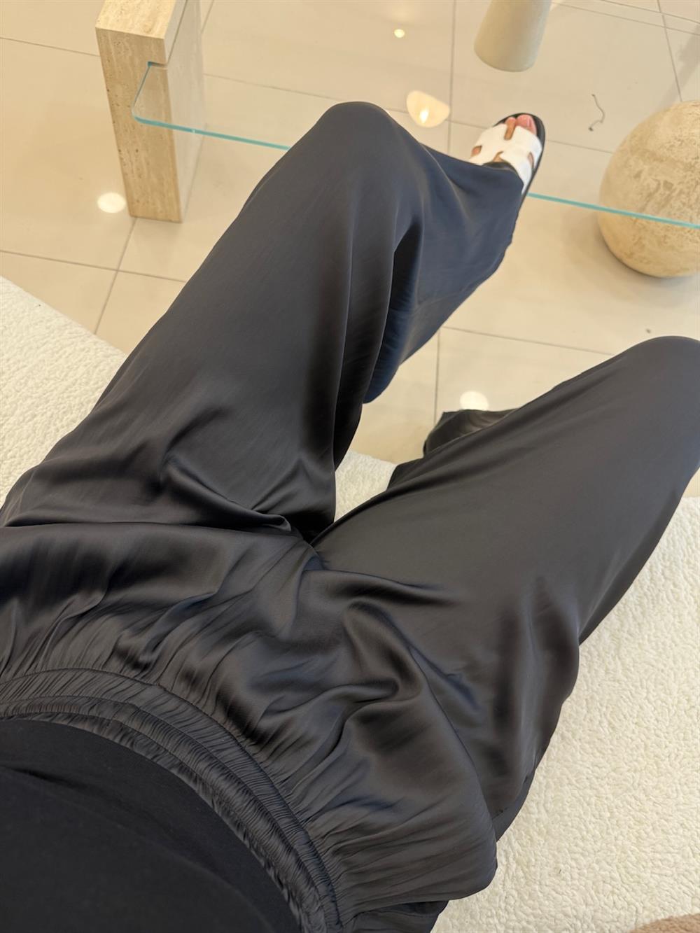 BELİ LASTİKLİ PAMUK SATEN BOL PANTOLON SİYAH