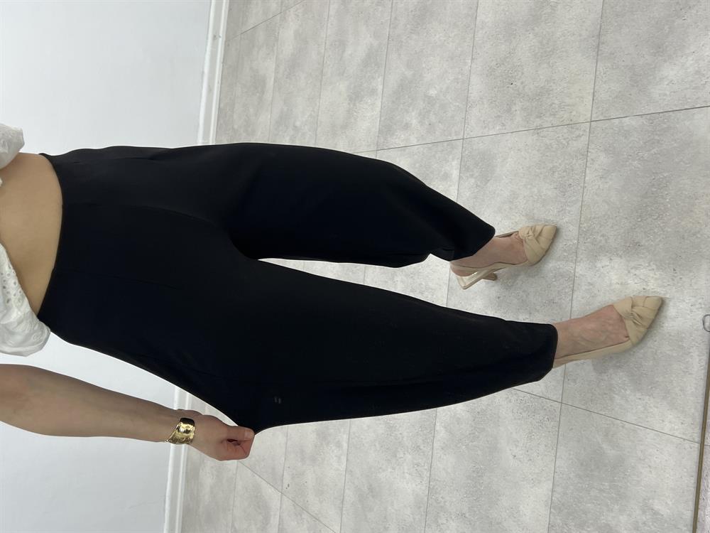 Beli̇ Lasti̇kli̇ Relax Şalvar Pantolon Si̇yah