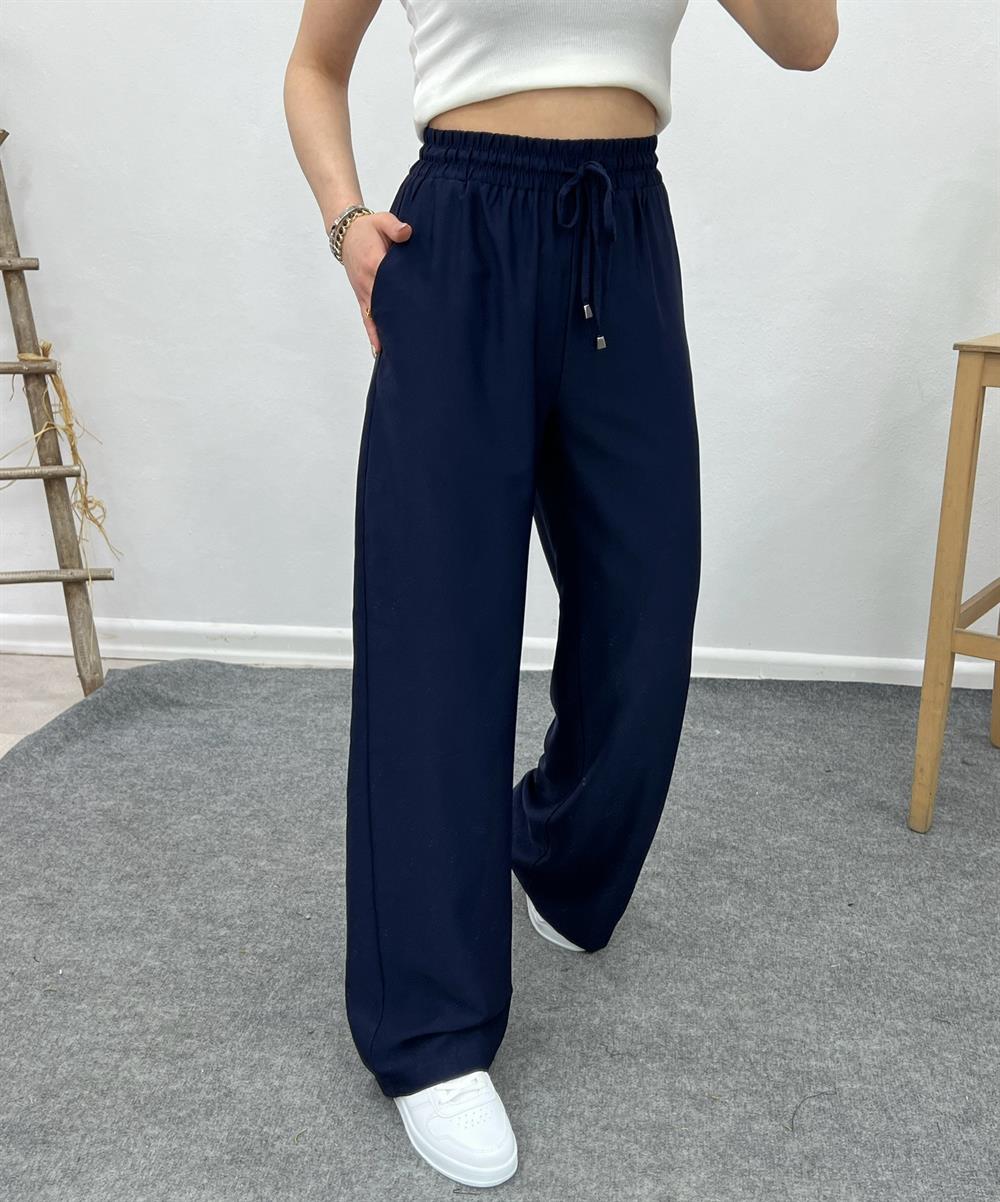 Beli̇ Lasti̇kli̇ Bol Paça Pantolon Laci̇vert