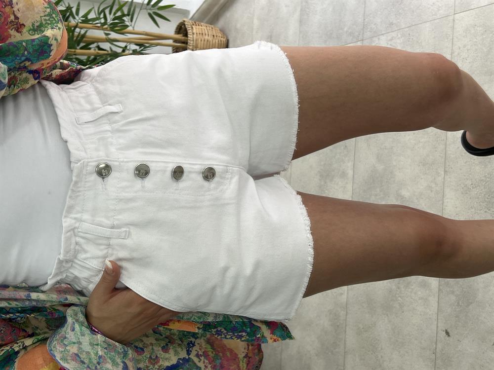 Beyaz Beli̇ Lasti̇kli̇ Deni̇m Şort