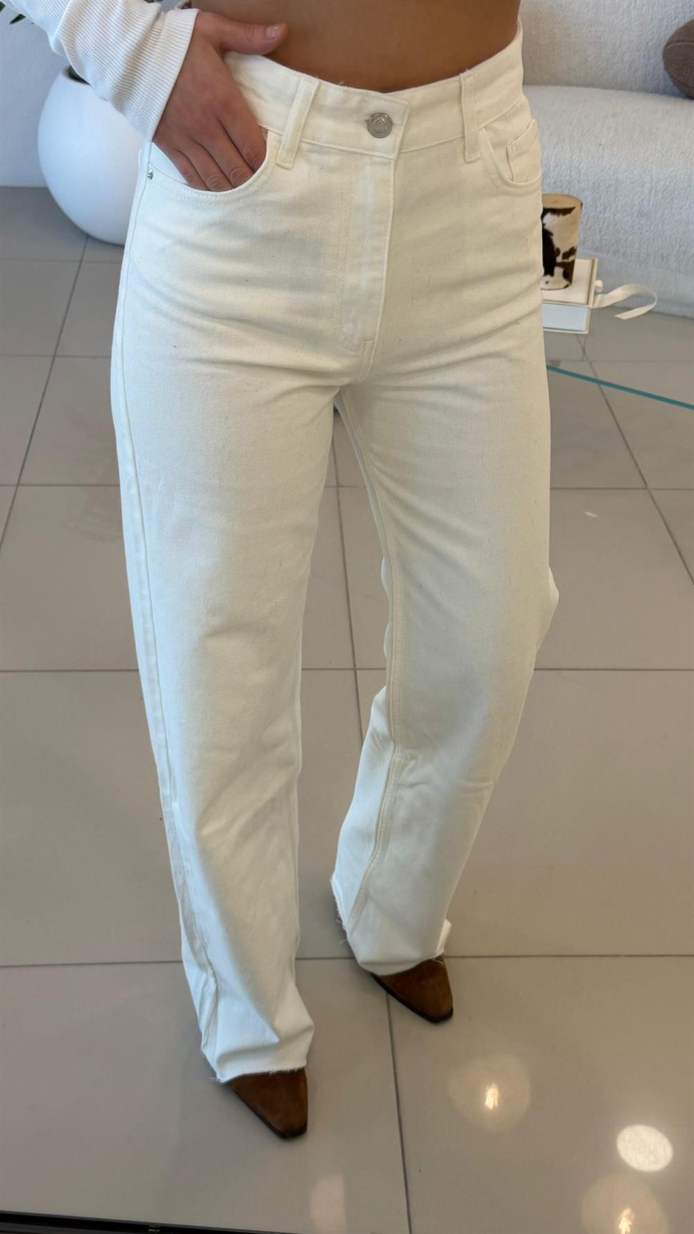 BEYAZ BOL PAÇA JEAN 