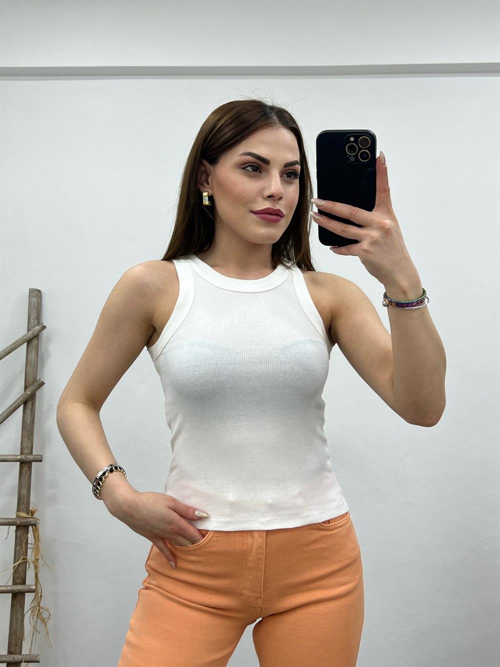 Beyaz Kalin Askili Halter Yaka Atlet