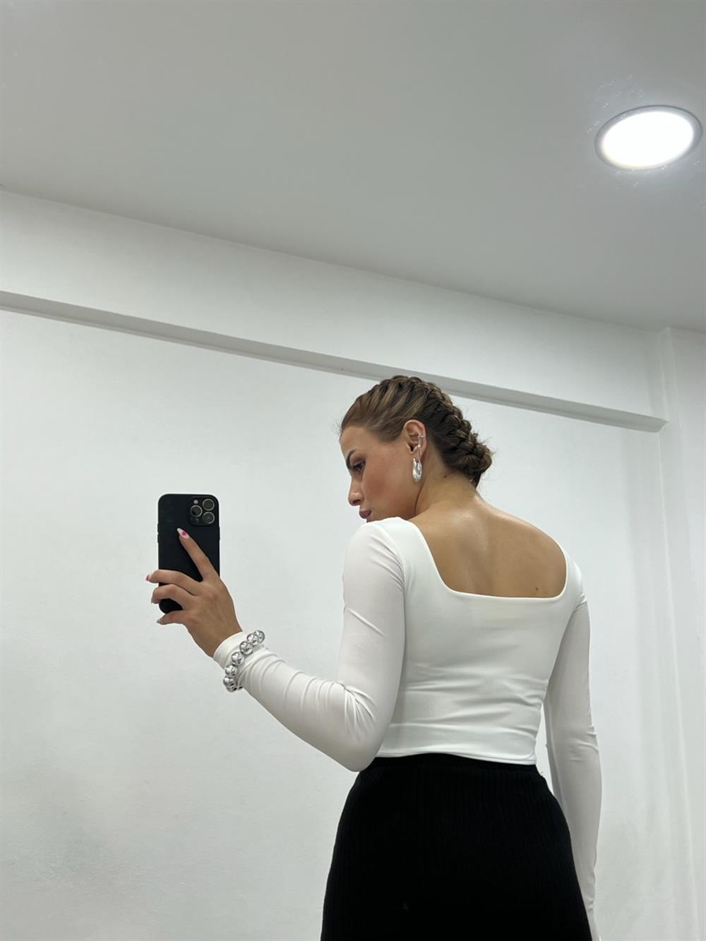 Beyaz Kare Yaka Uzun Kollu Crop