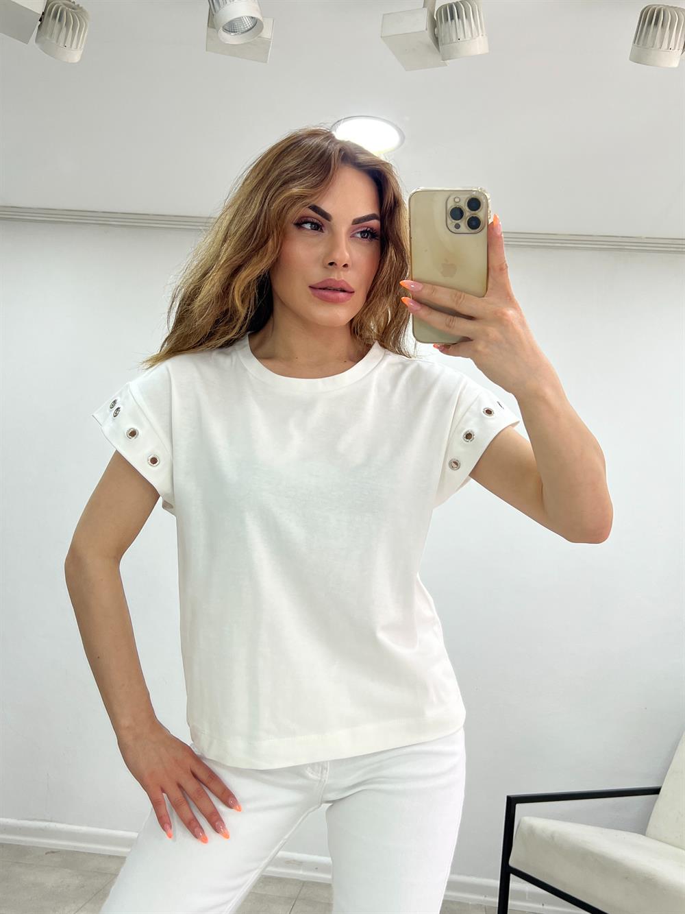 Beyaz Kollari Kuş Gözü Tshi̇rt