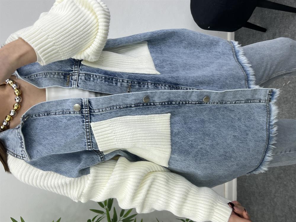 Beyaz Örme Cepli̇ Püsküllü Jean Hirka