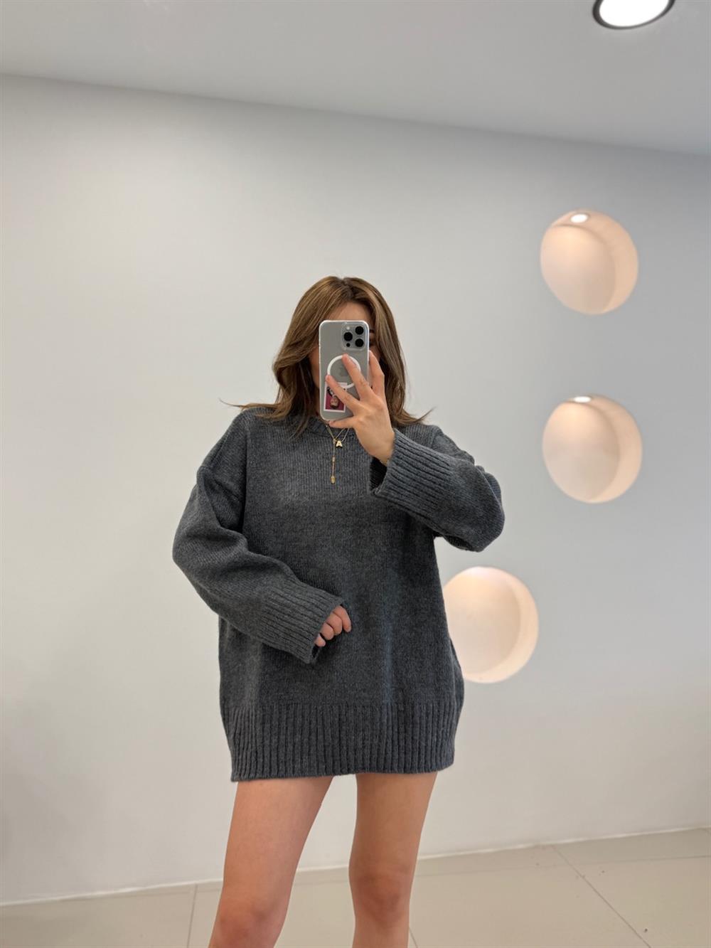 Bi̇si̇klet Yaka Gri Basi̇c Kazak