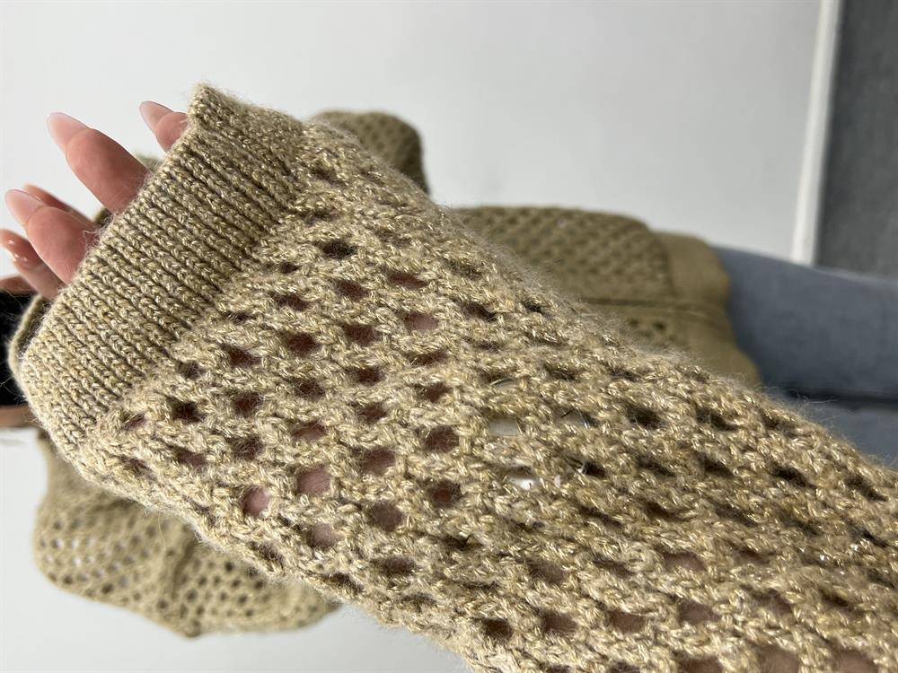 Bi̇si̇klet Yaka Ajurlu Gold Renk Fermuarli Hirka