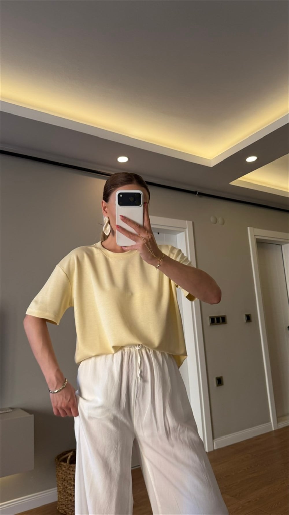 BİSİKLET YAKA BASİC TSHIRT SARI