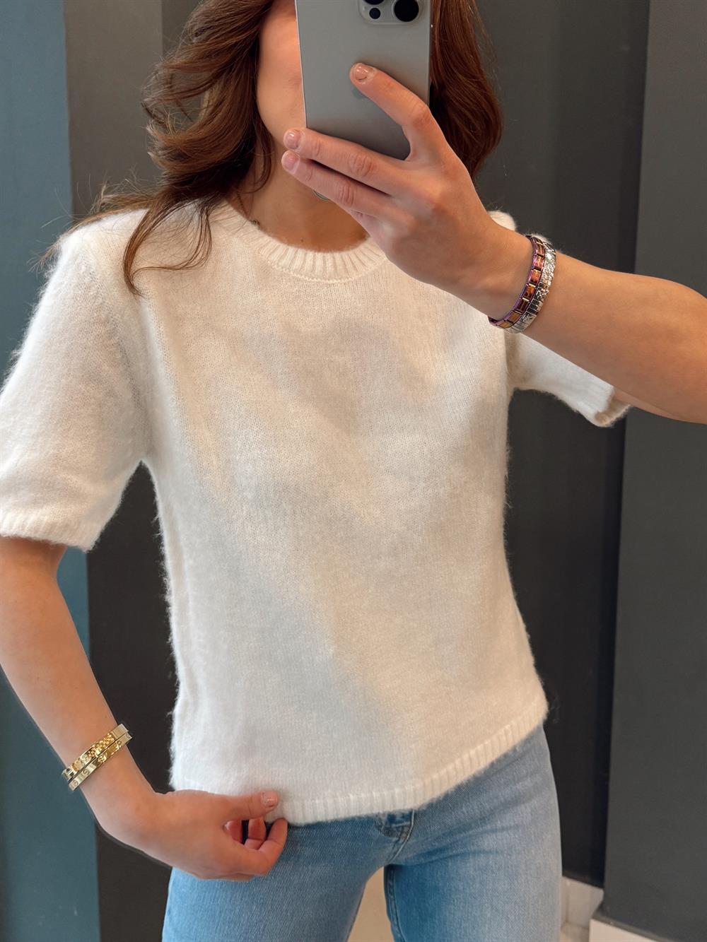 Bi̇si̇klet Yaka Sakalli Kisa Kol Tri̇ko Ekru