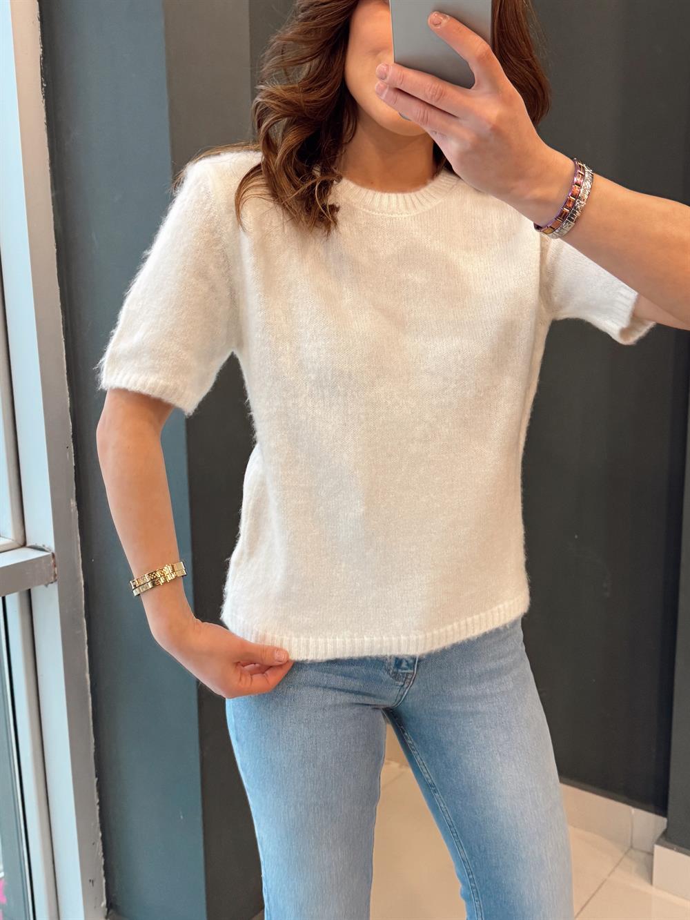 Bi̇si̇klet Yaka Sakalli Kisa Kol Tri̇ko Ekru