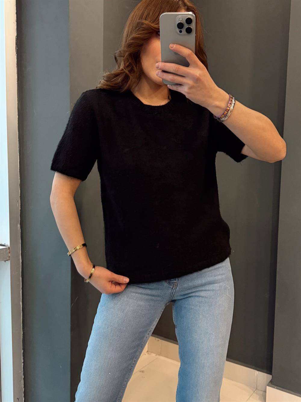 Bi̇si̇klet Yaka Sakalli Kisa Kol Tri̇ko Si̇yah