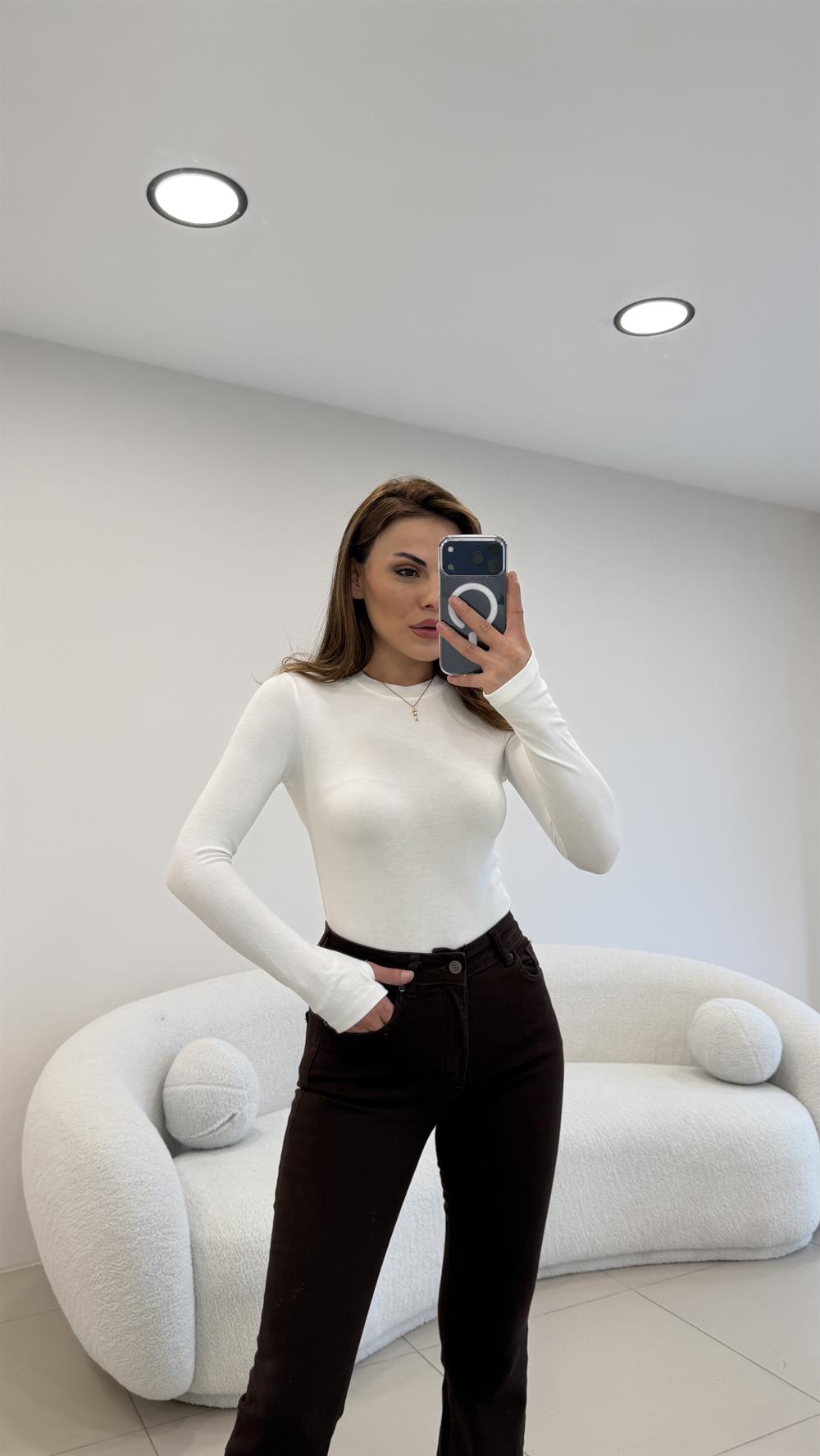 BİSİKLET YAKA UZUN KOL PARMAKLI BADY BEYAZ