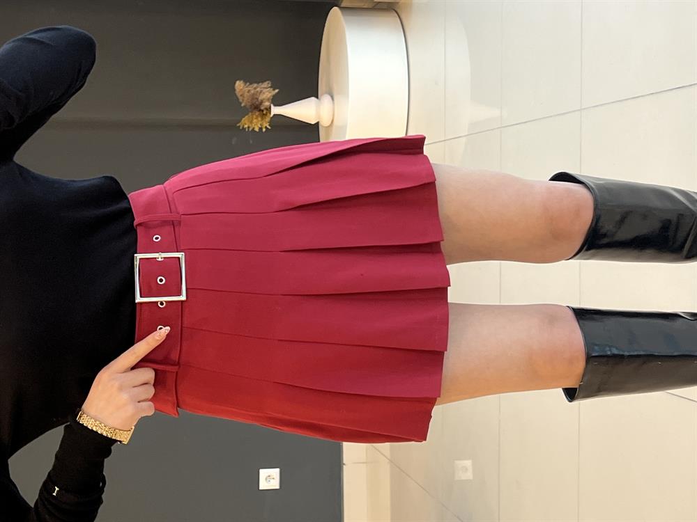 Bordo Kemerli̇ Şort Etek