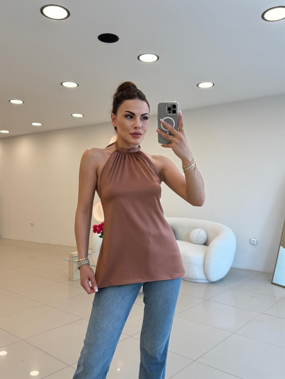BOYUNDAN BAĞLAMALI SATEN BLUZ KARAMEL