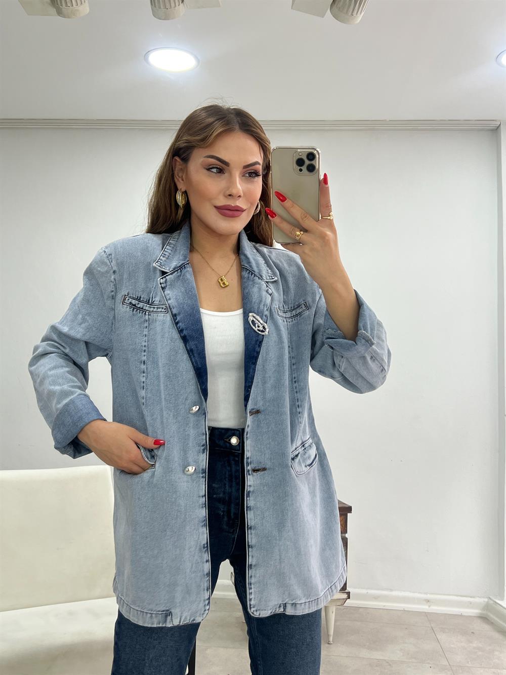 Broş Detayli Blazer Deni̇m Ceket Buz Mavi̇