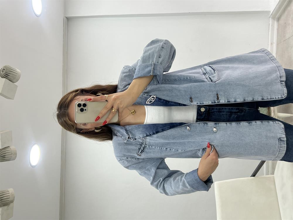 Broş Detayli Blazer Deni̇m Ceket Buz Mavi̇