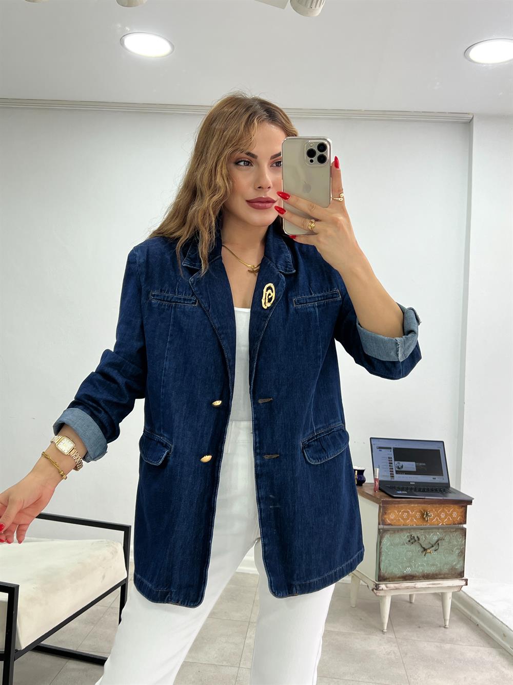 Broş Detayli Blazer Deni̇m Ceket Laci̇vert