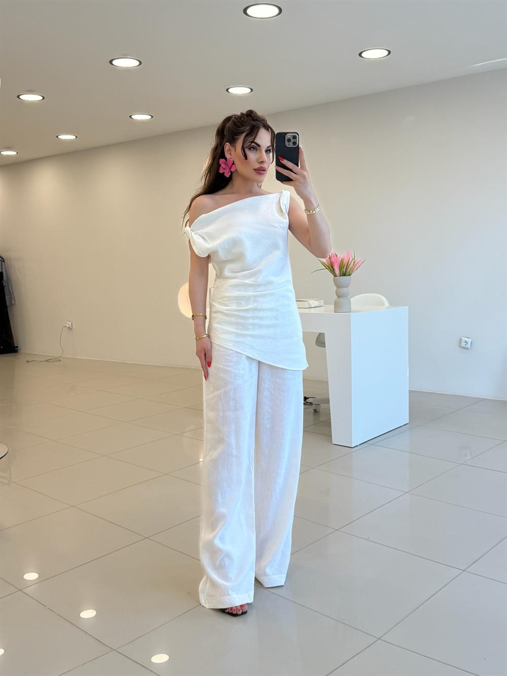 BÜZGÜLÜ KETEN İKİLİ TAKIM BEYAZ