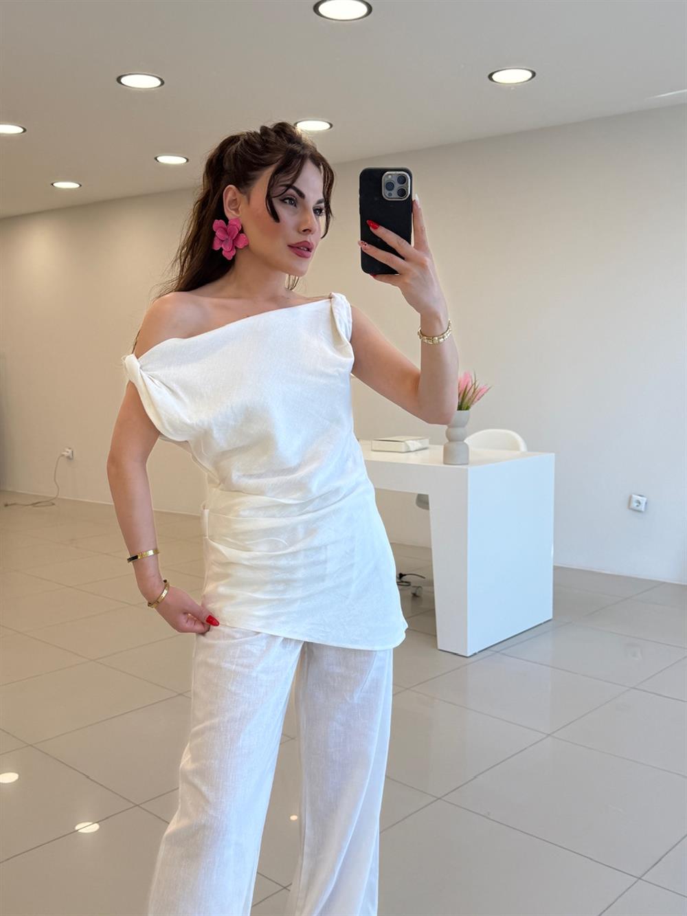 BÜZGÜLÜ KETEN İKİLİ TAKIM BEYAZ