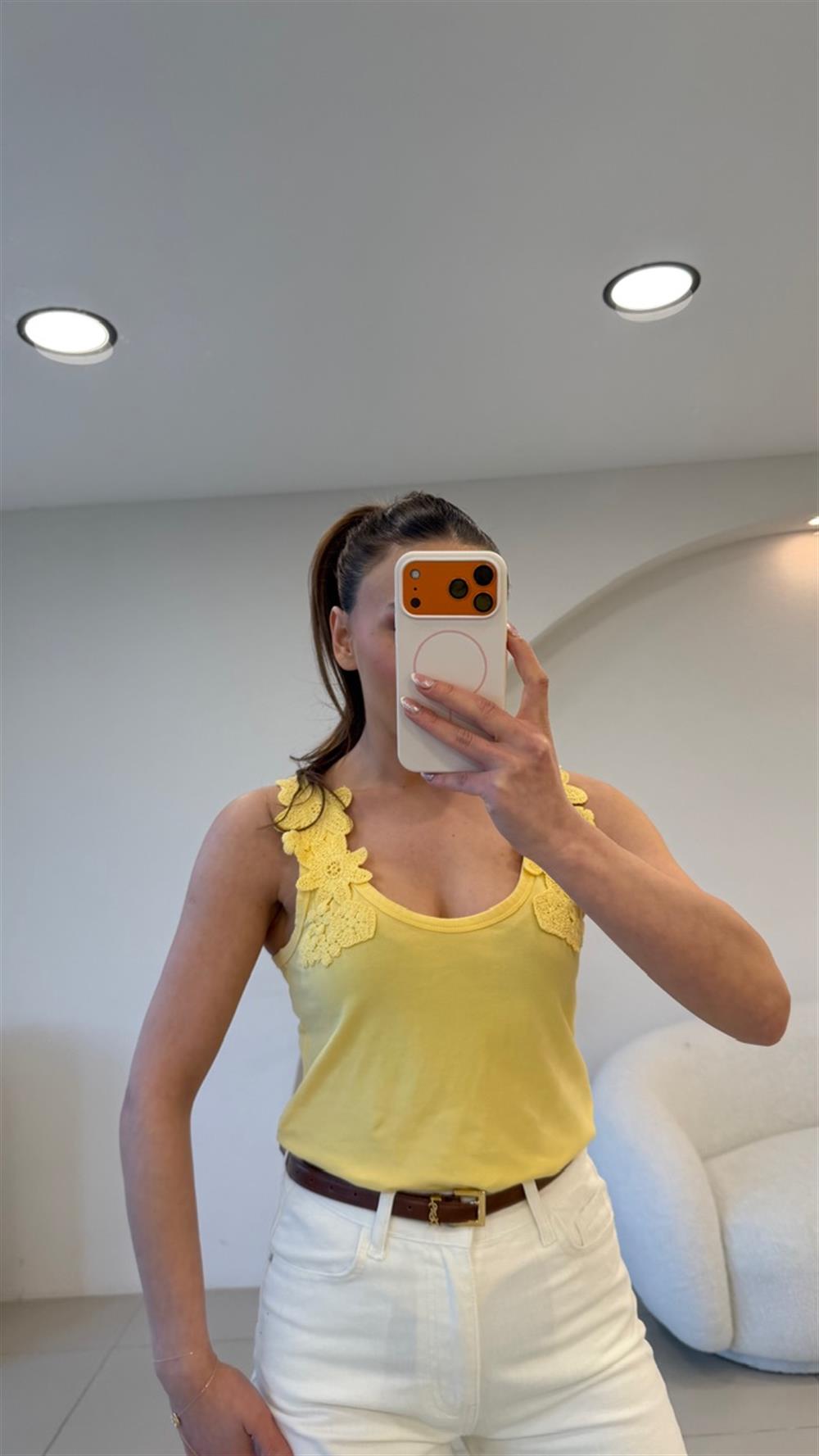 ÇİÇEK İŞLEMELİ ATLET SARI