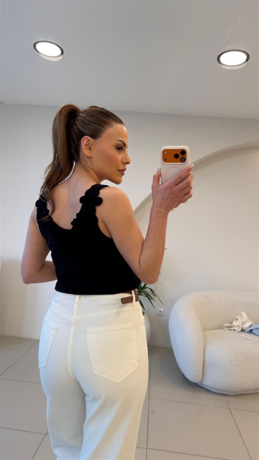 ÇİÇEK İŞLEMELİ ATLET SİYAH