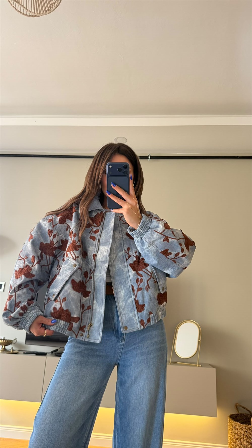 Çiçek İşlemeli Kürk Yakalı Denim Bomber Ceket Mavi