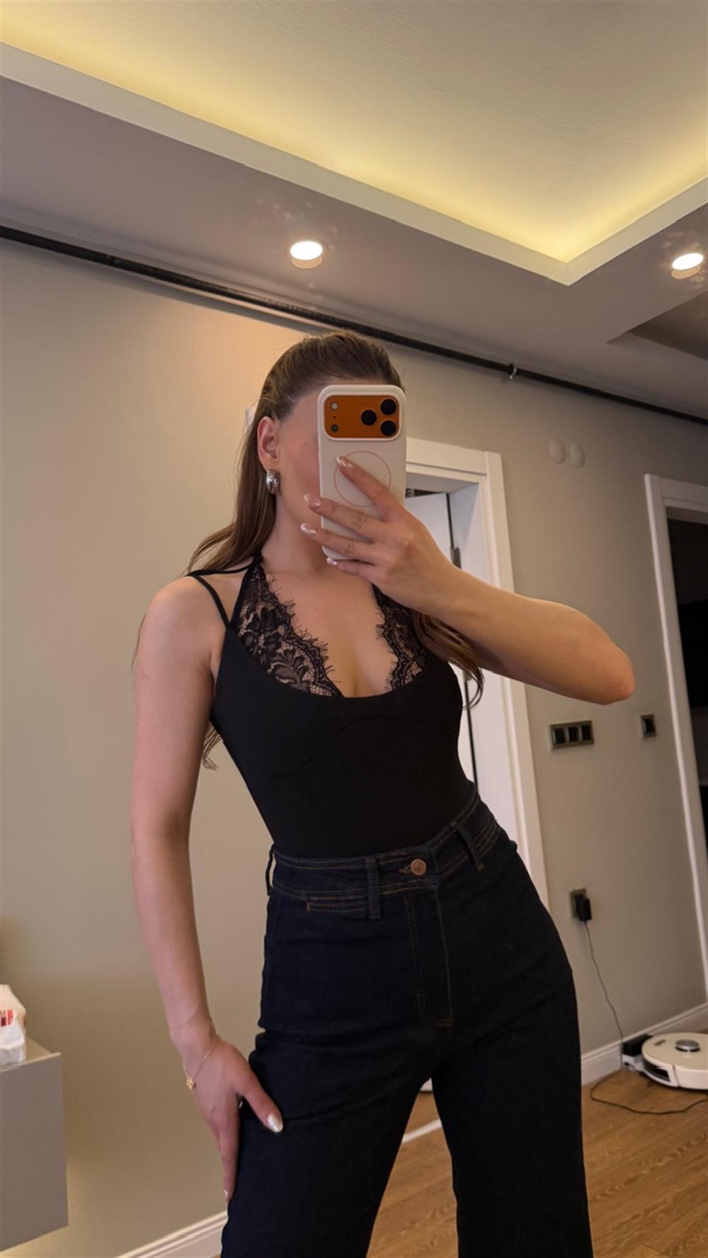 Dantel Detaylı Bluz Siyah