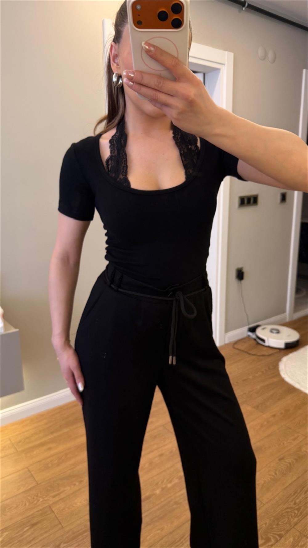 Dantel Detaylı Tshirt Bluz 