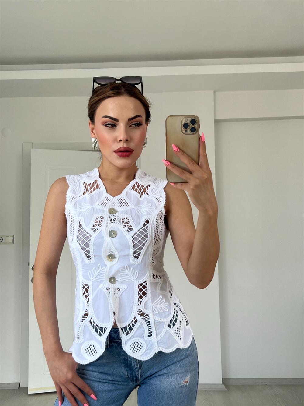 Dantel İşlemeli̇ Kolsuz Yelek