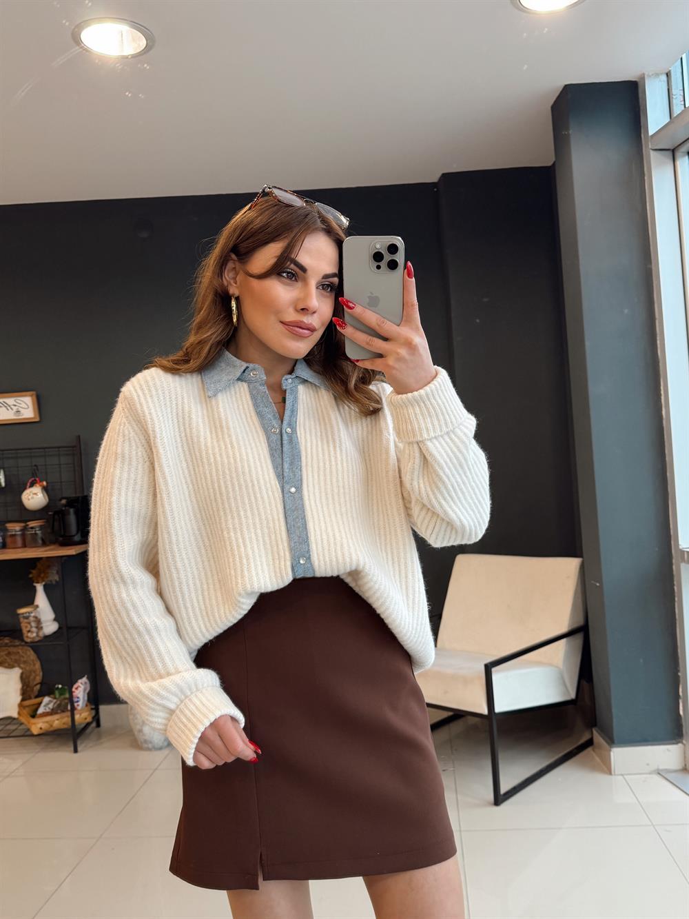 Deni̇m Detayli Örgü Hirka