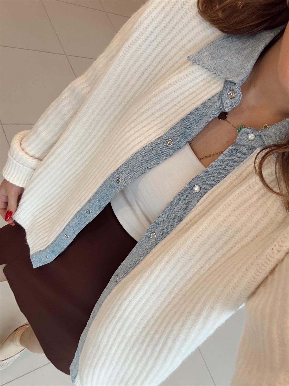 Deni̇m Detayli Örgü Hirka