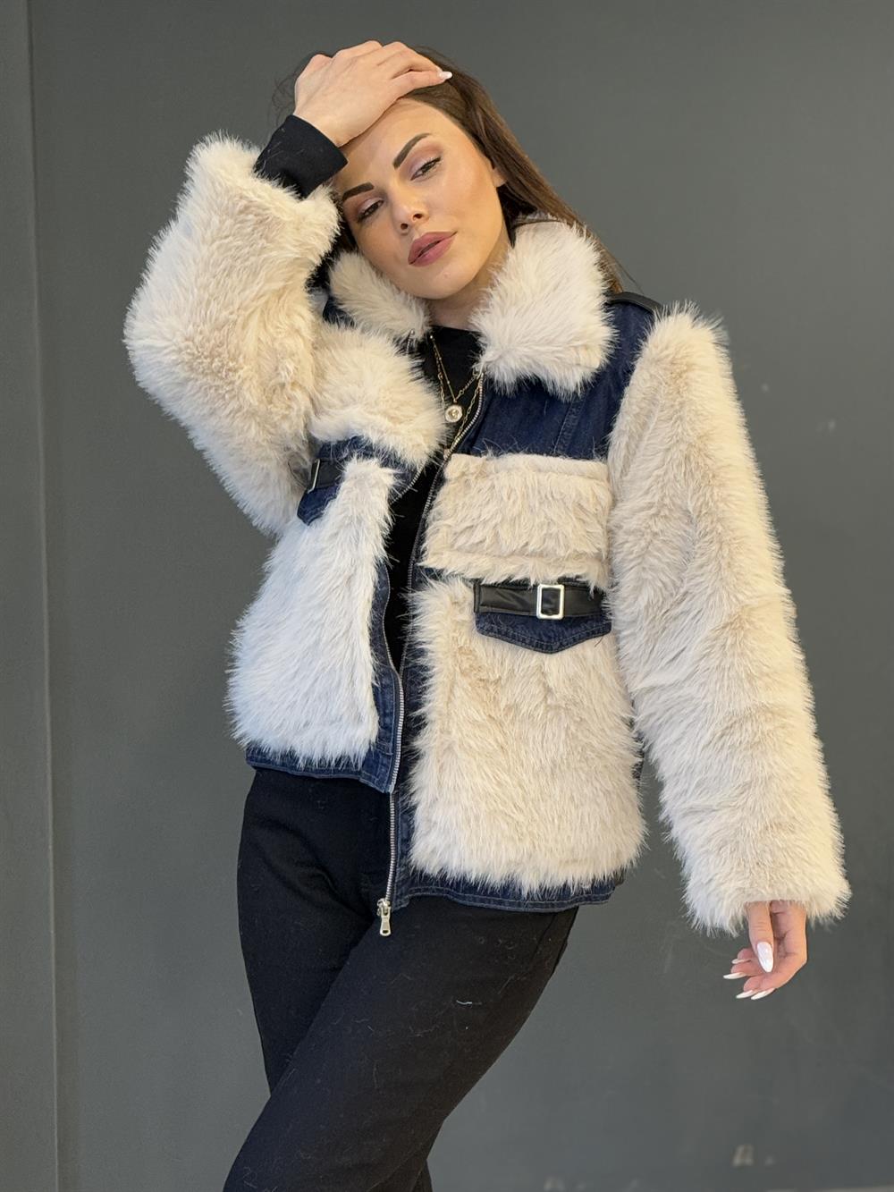 Deni̇m Detayli Tasarim Kürk